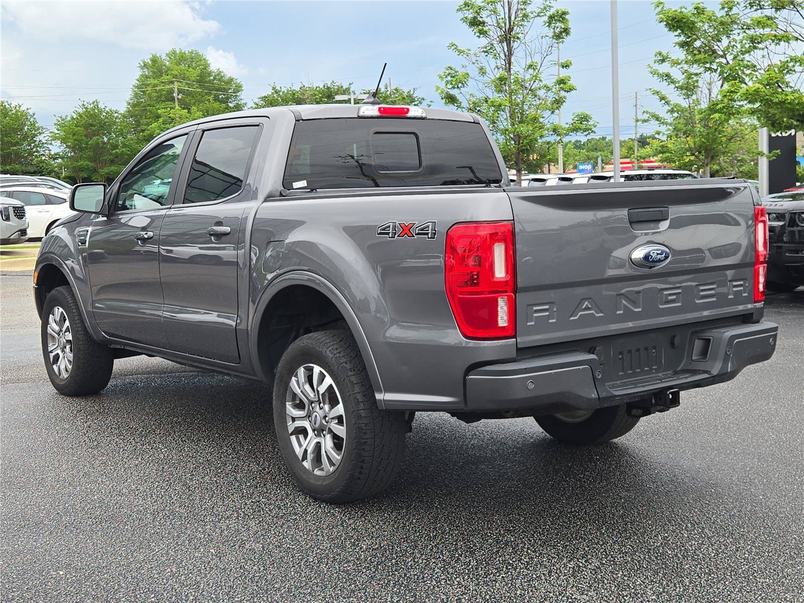 Used 2022 Gray Ford LARIAT image 10