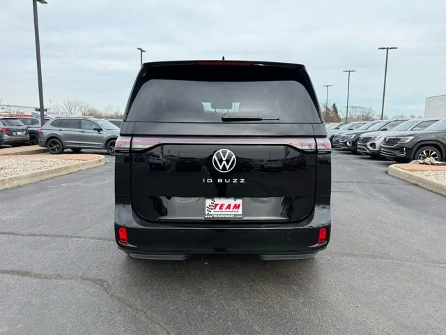 New 2025 Black Volkswagen PRO S RWD 1-Auto image 6
