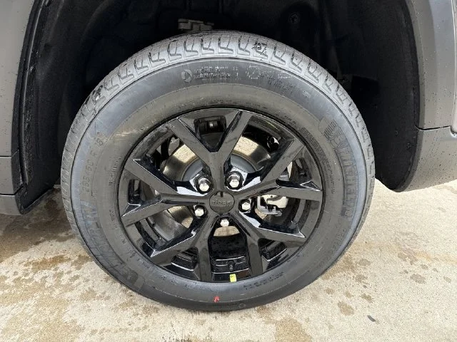 New 2026 Gray Jeep Altitude image 6
