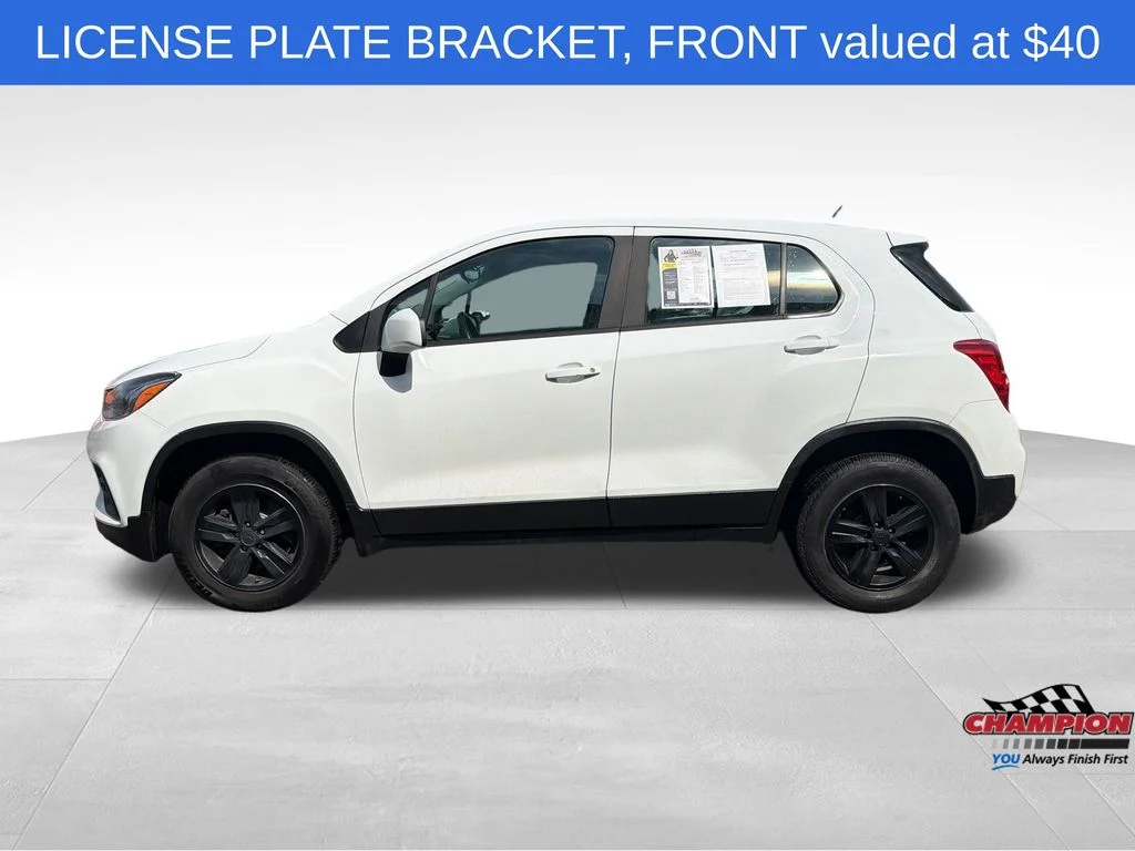 Used 2018 White Chevrolet LS image 2