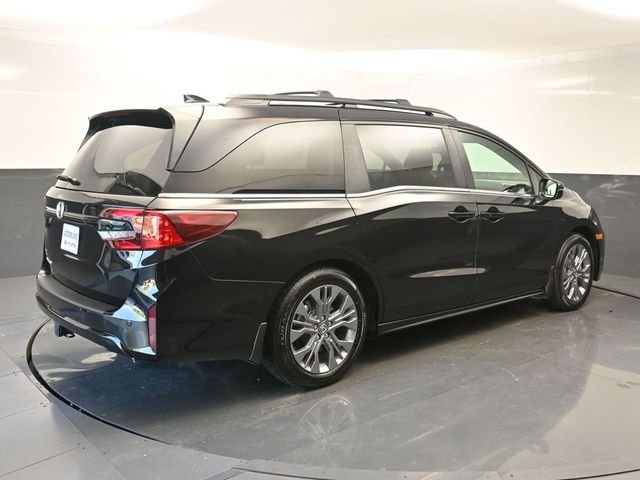 2026 Honda Odyssey Touring - Photo 7