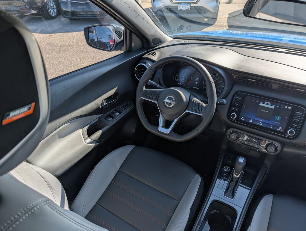Used 2023 Blue Nissan SR image 9