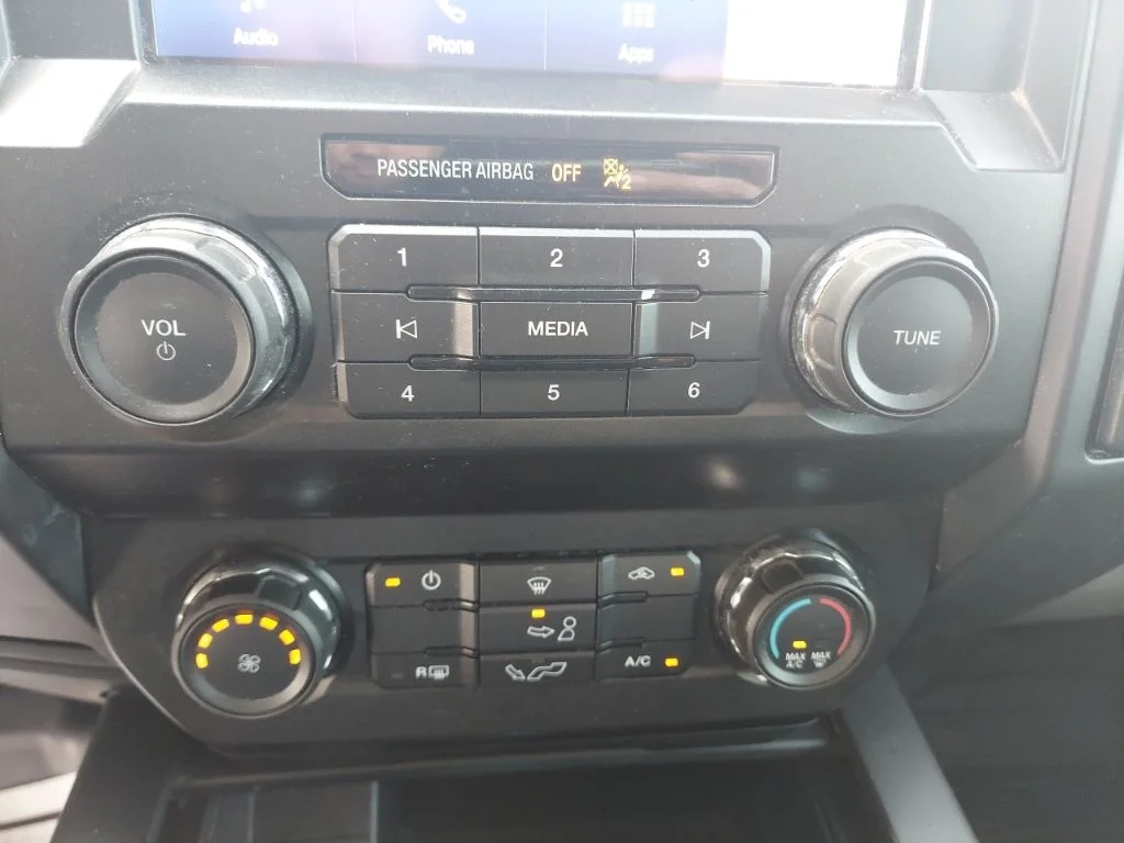Used 2020 Gray Ford XL image 32
