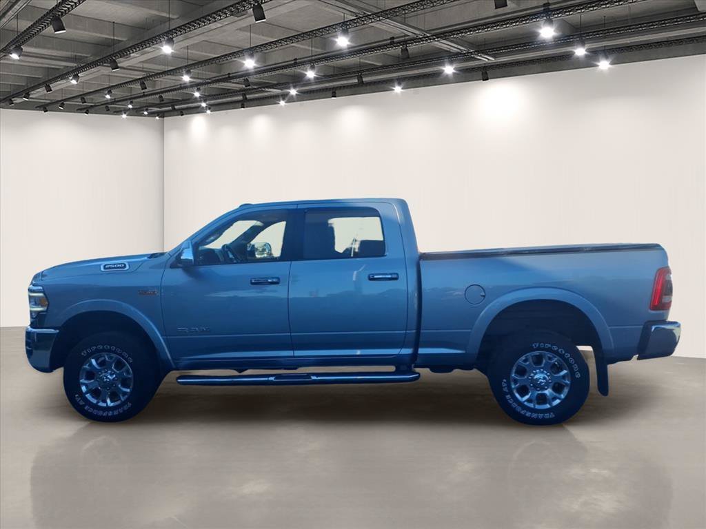 Used 2022 Billet Silver Metallic Clearcoat Ram Laramie image 4