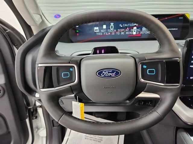 New 2026 Star White Metallic Tri-Coat Ford Active image 17