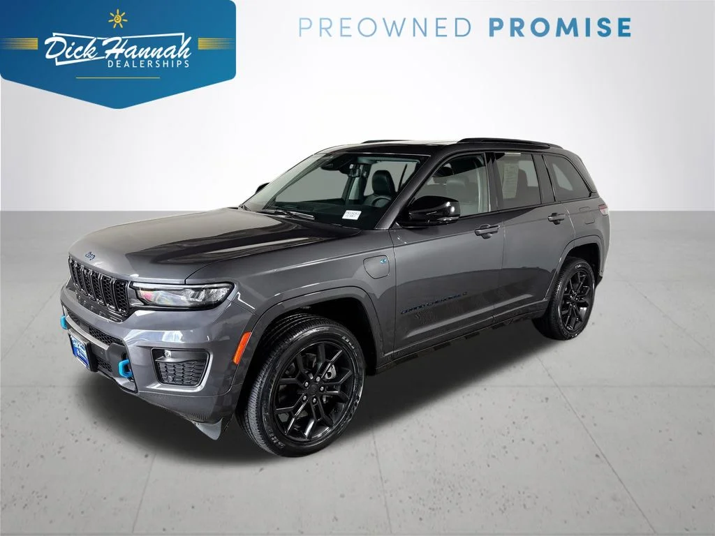 2023 Jeep Grand Cherokee 30th Anniversary 4xe 4x4's photo