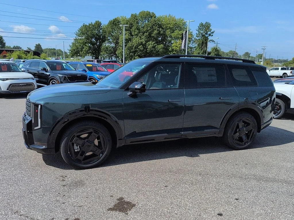 New 2027 Black Jade Green Kia X-LINE SX image 4