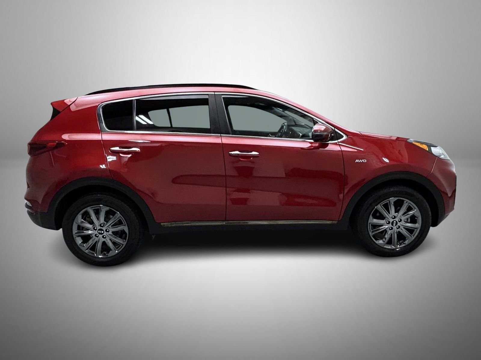 Used 2020 Red Kia S image 4