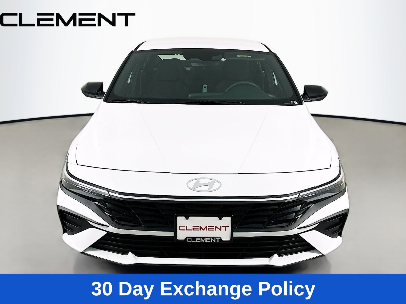 Used 2026 White Hyundai SEL Sport image 3