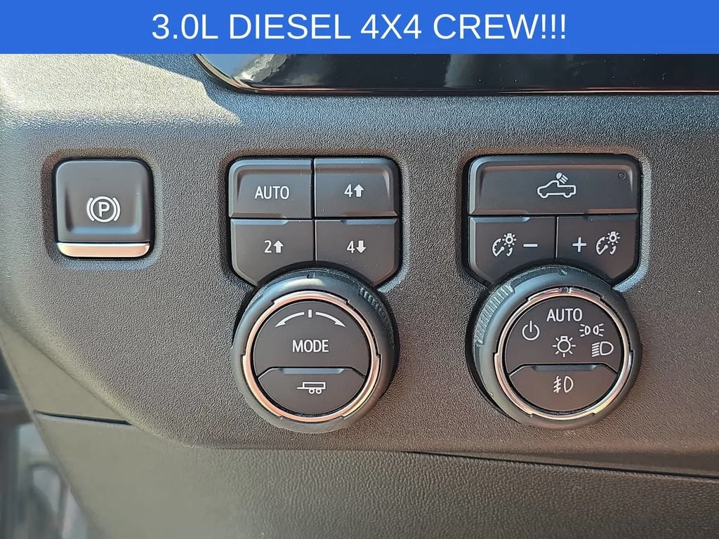Used 2025 Summit White Chevrolet RST image 18