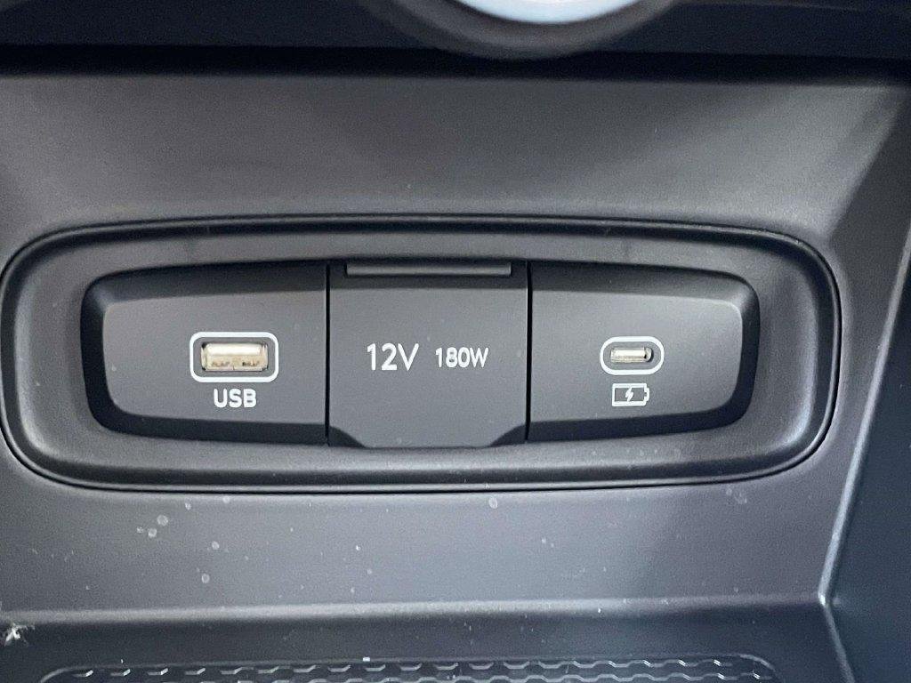 New 2026 Silver Hyundai SE image 27