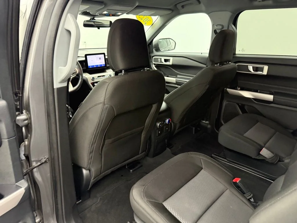 Used 2023 Gray Ford XLT image 36