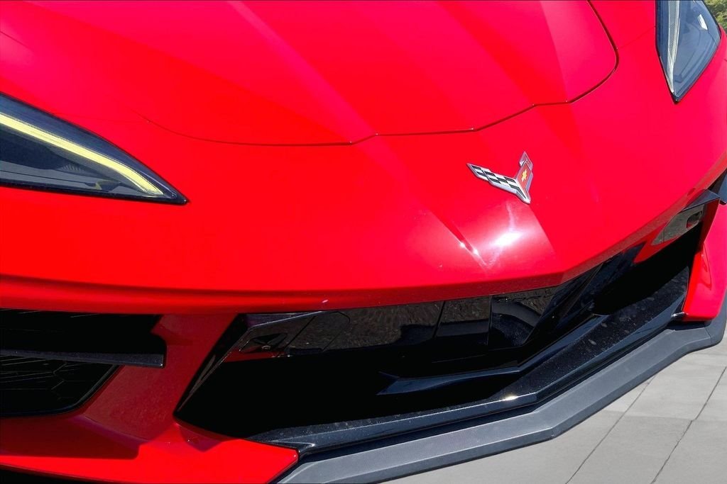 Used 2021 Red Chevrolet Stingray image 24
