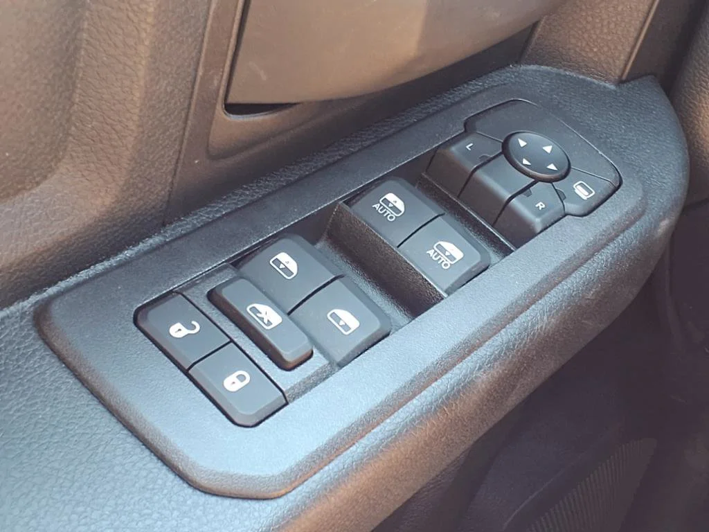 2026 RAM 2500 Tradesman - Photo 13