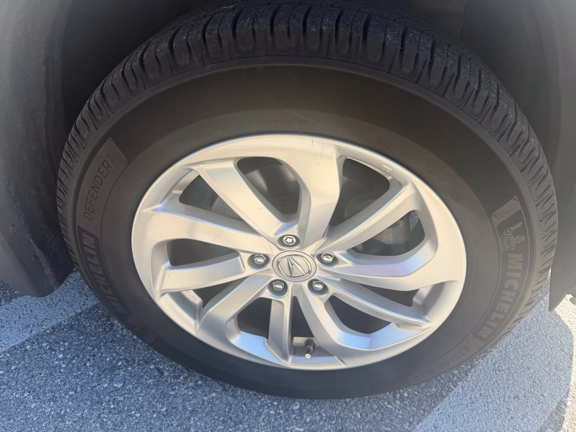Used 2017 White Diamond Pearl Acura Base image 11