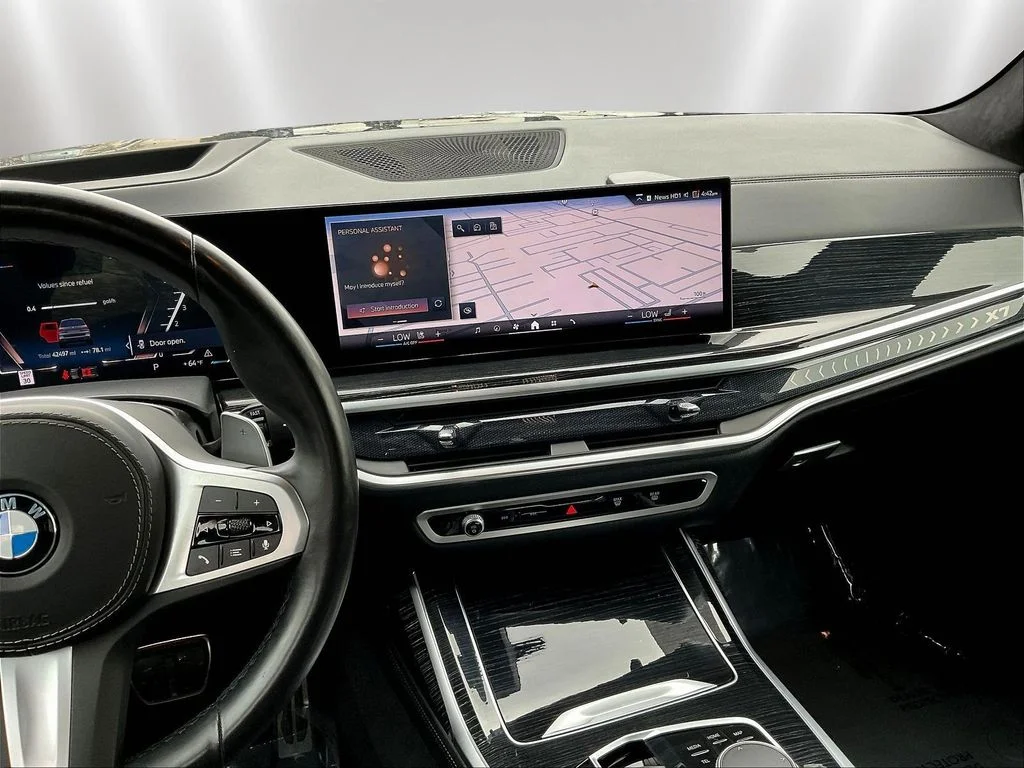 Used 2024 Gray Metallic BMW xDrive40i image 9