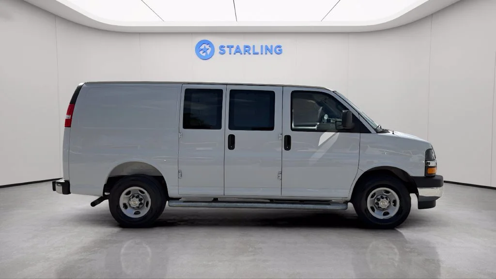 2025 Chevrolet Express Cargo Work Van - Photo 25