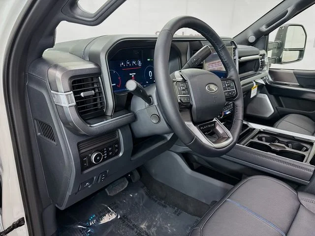 2026 Ford F-350 Super Duty Platinum - Photo 9