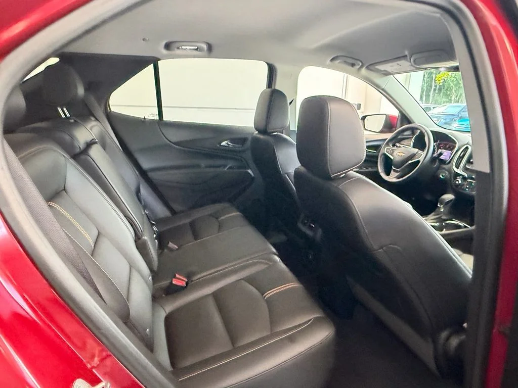 Used 2022 Red Chevrolet Premier image 17