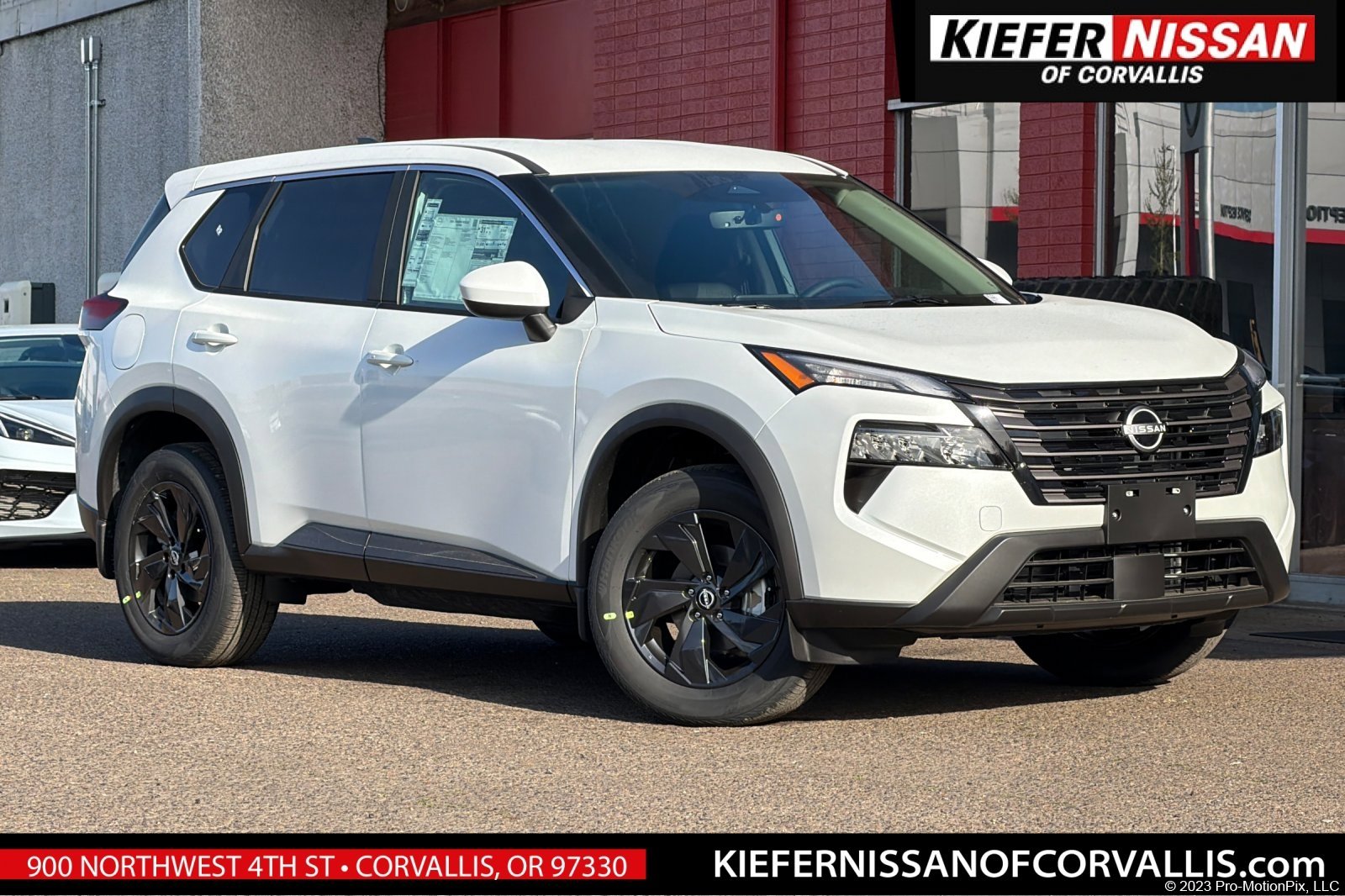 2026 Nissan Rogue SV AWD's photo