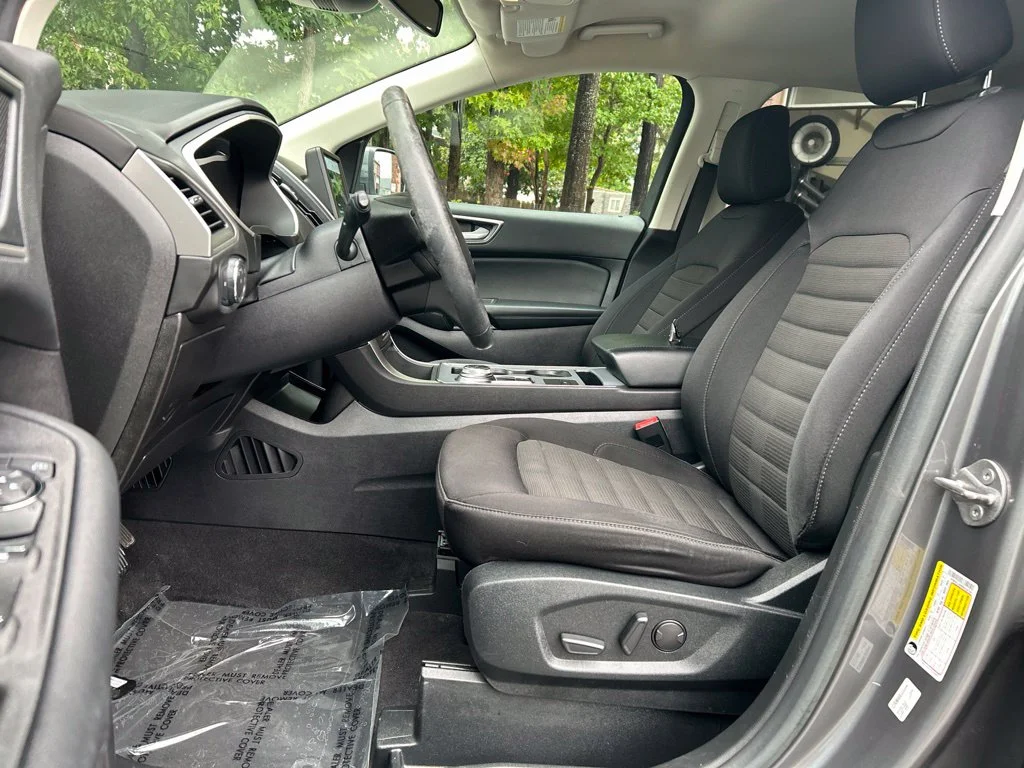 Used 2021 Gray Ford SEL image 14