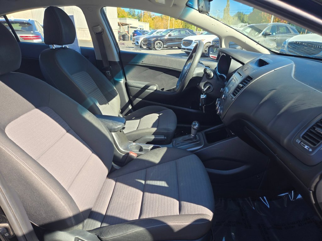 Used 2016 Aurora Black Kia LX image 12