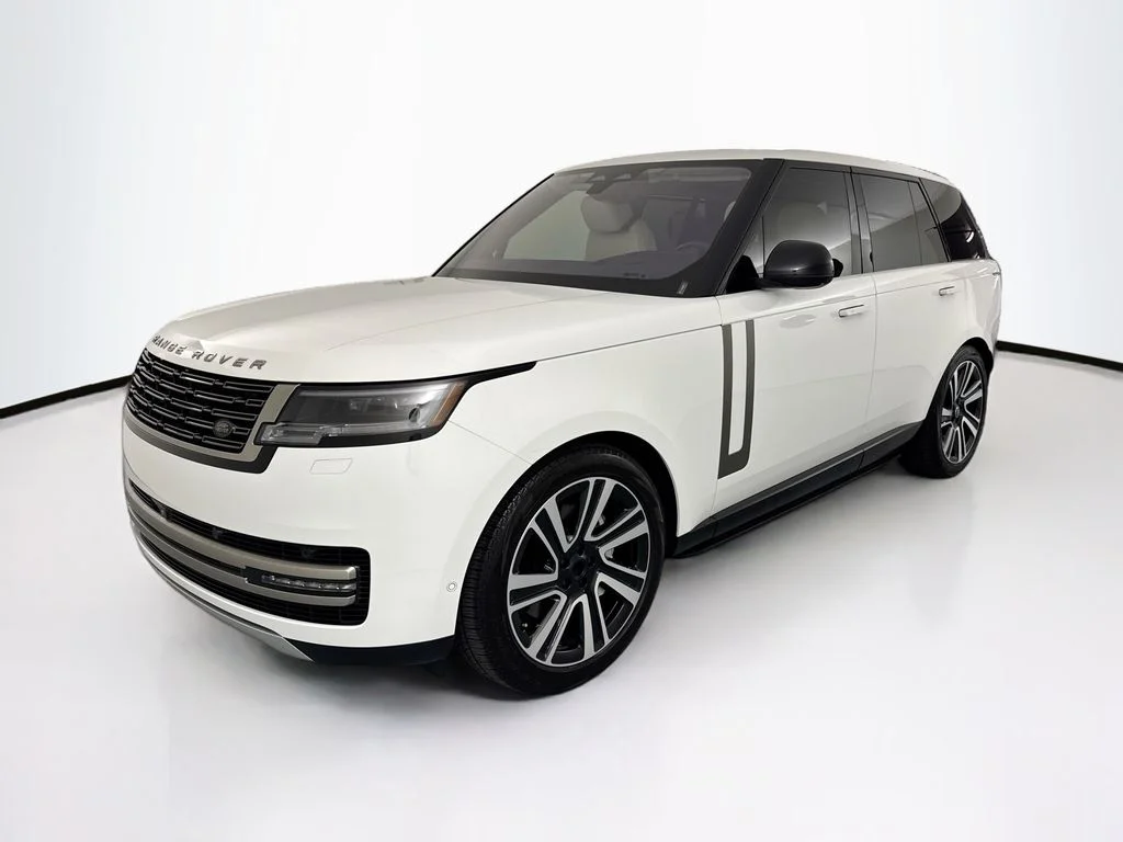 Certified Used 2023 White Land Rover SE image 1