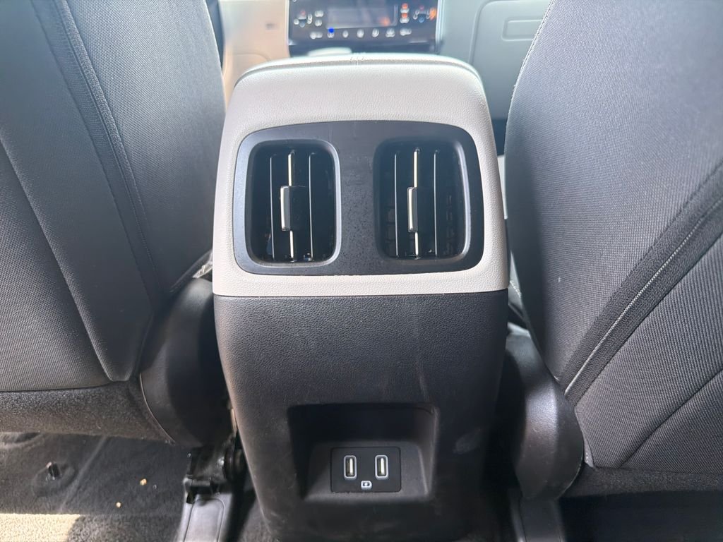Used 2024 Silver Hyundai SEL image 23