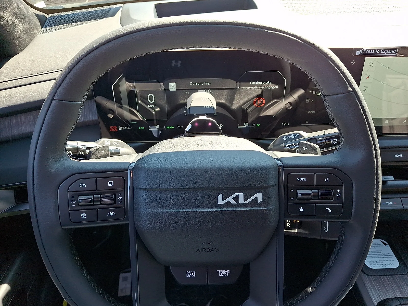 New 2027 White Kia X-Line SX Prestige image 19