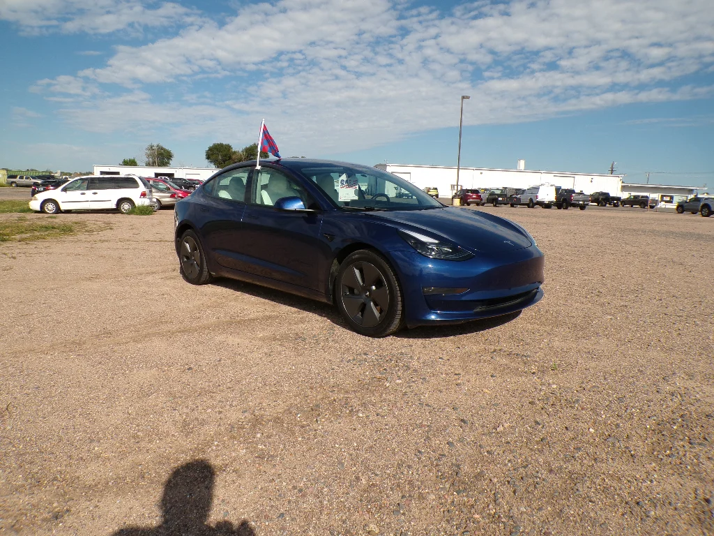 Used 2023 Deep Blue Metallic Tesla Long Range image 12