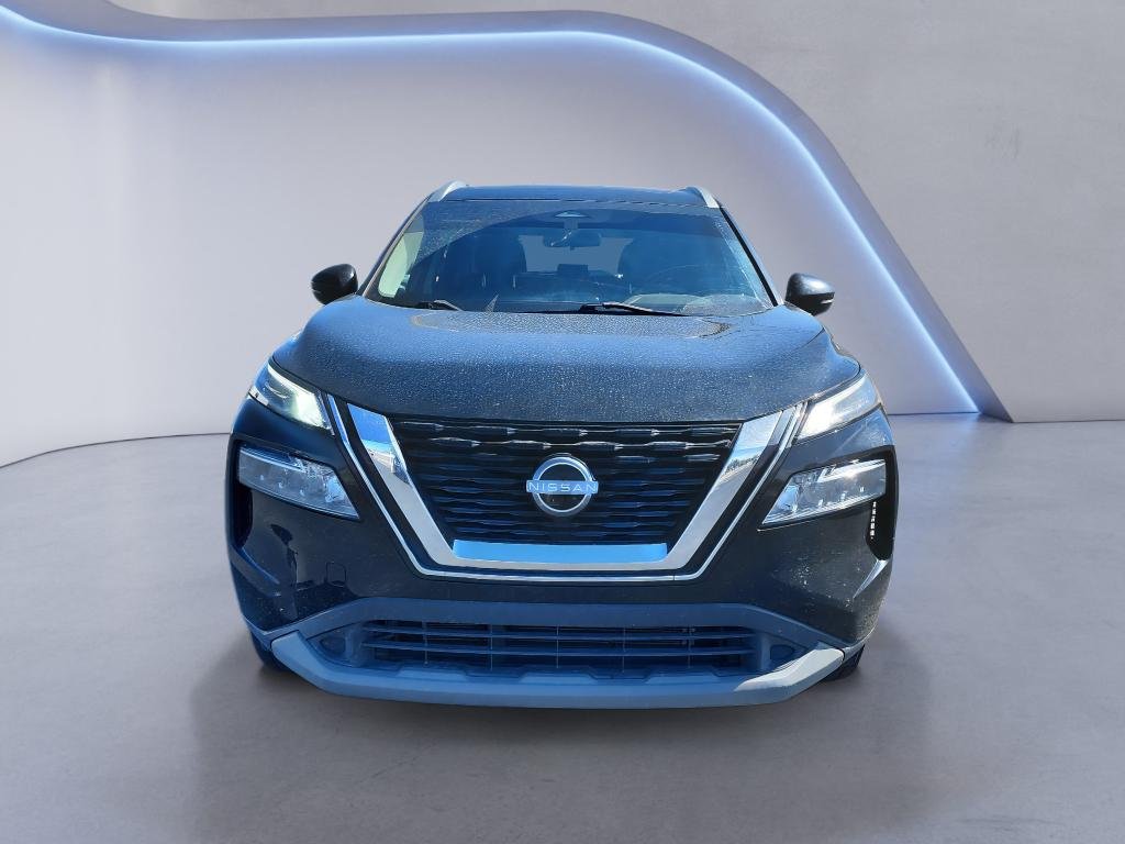 Used 2022 Super Black Nissan SV image 2