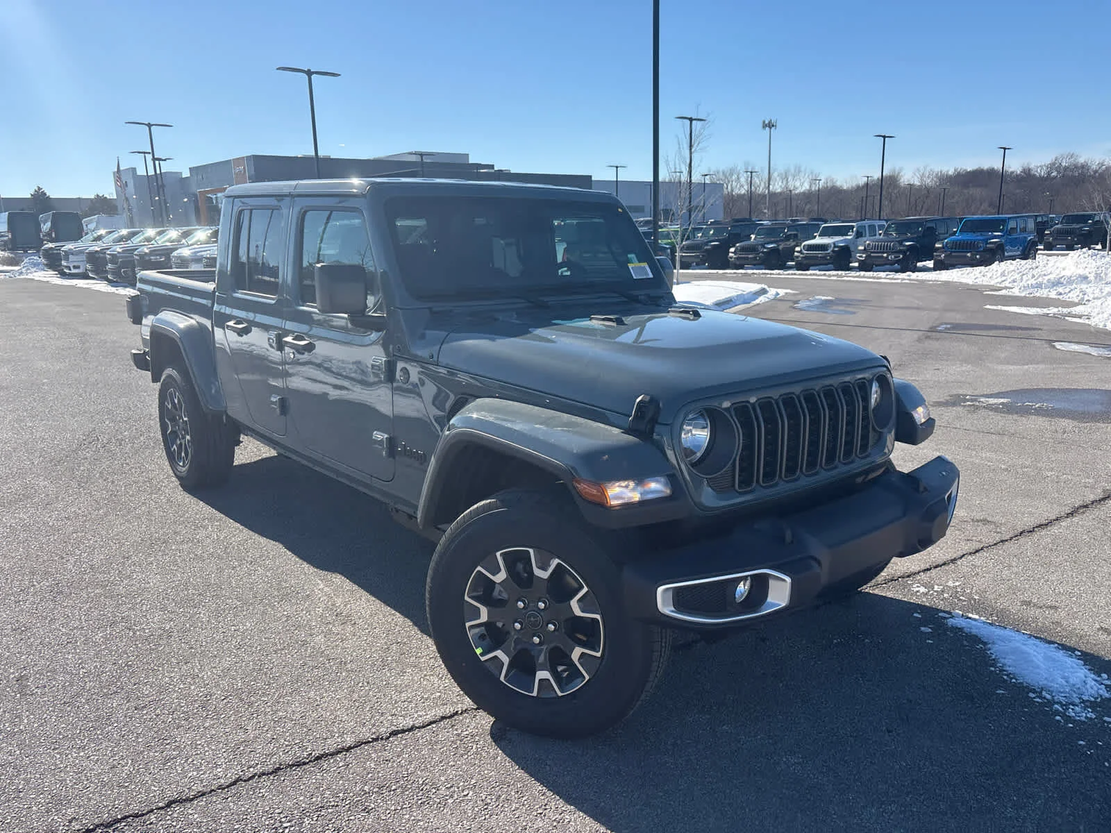 New 2026 Anvil Clear-Coat Exterior Paint Jeep Sahara image 2