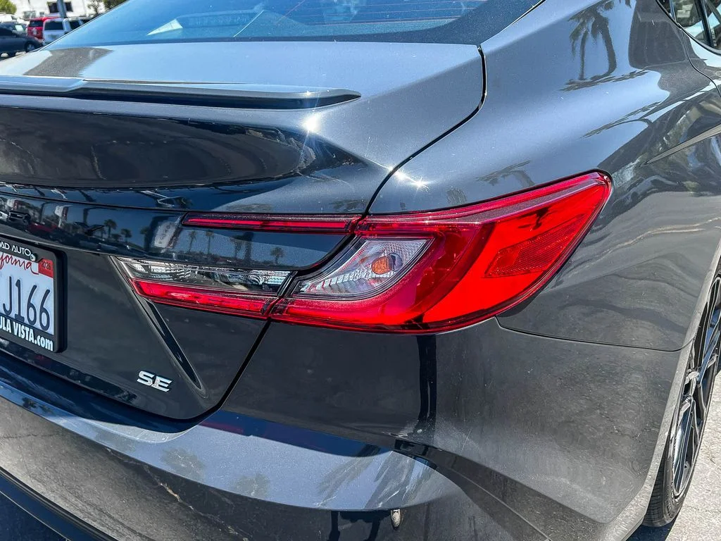Certified Used 2025  Toyota SE image 8