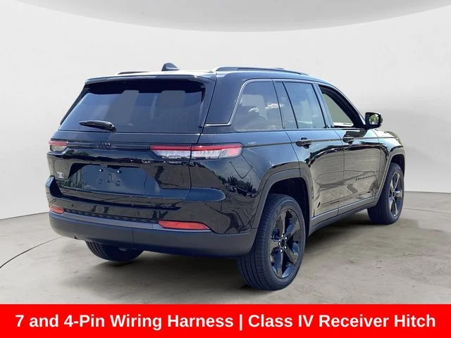 New 2026 Diamond Black Crystal Pearlcoat Jeep LIMITED 4X4 image 6