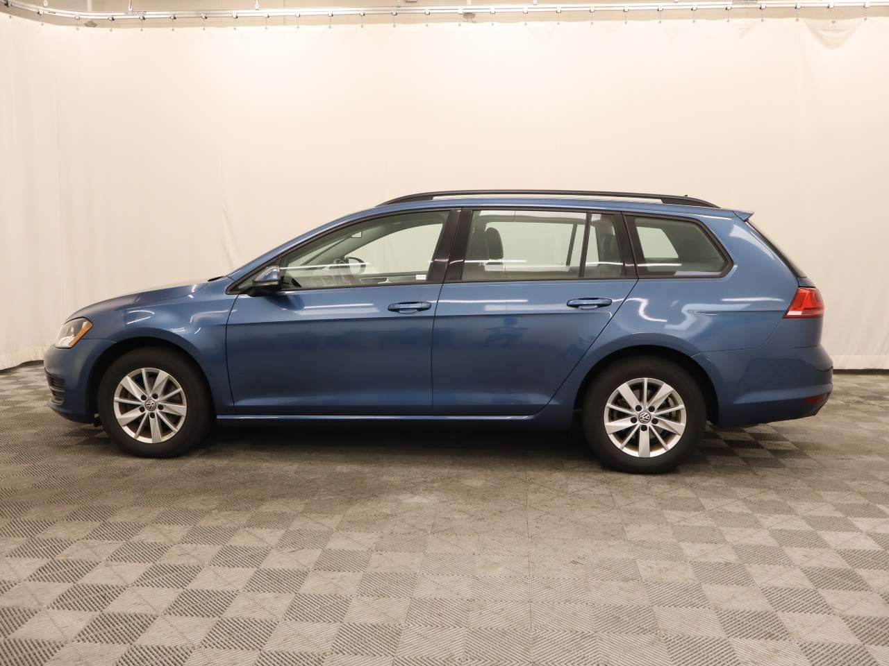 Used 2015 Volkswagen Golf SportWagen TSI S with VIN 3VWC17AU5FM506351 for sale in Scottsdale, AZ