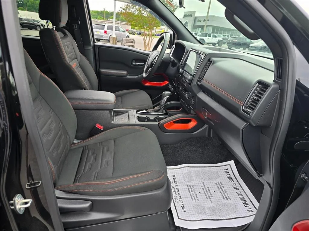 Used 2023 Black Nissan PRO-4X image 14
