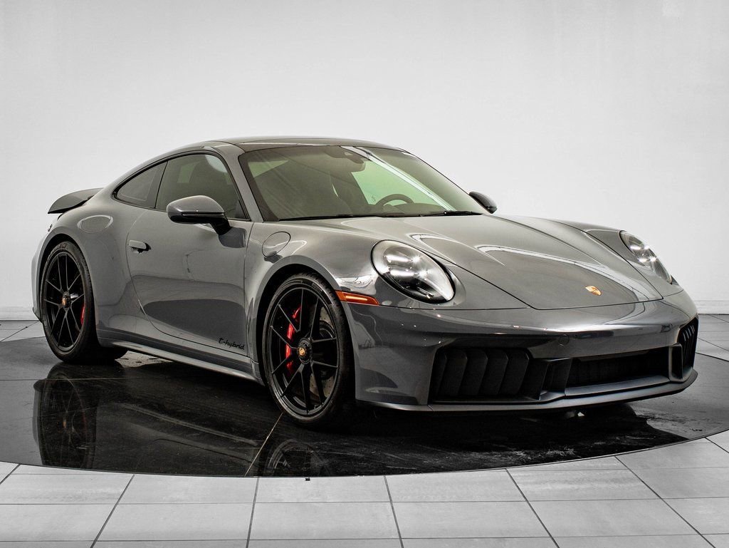 2025 Porsche 911 GTS - Photo 10