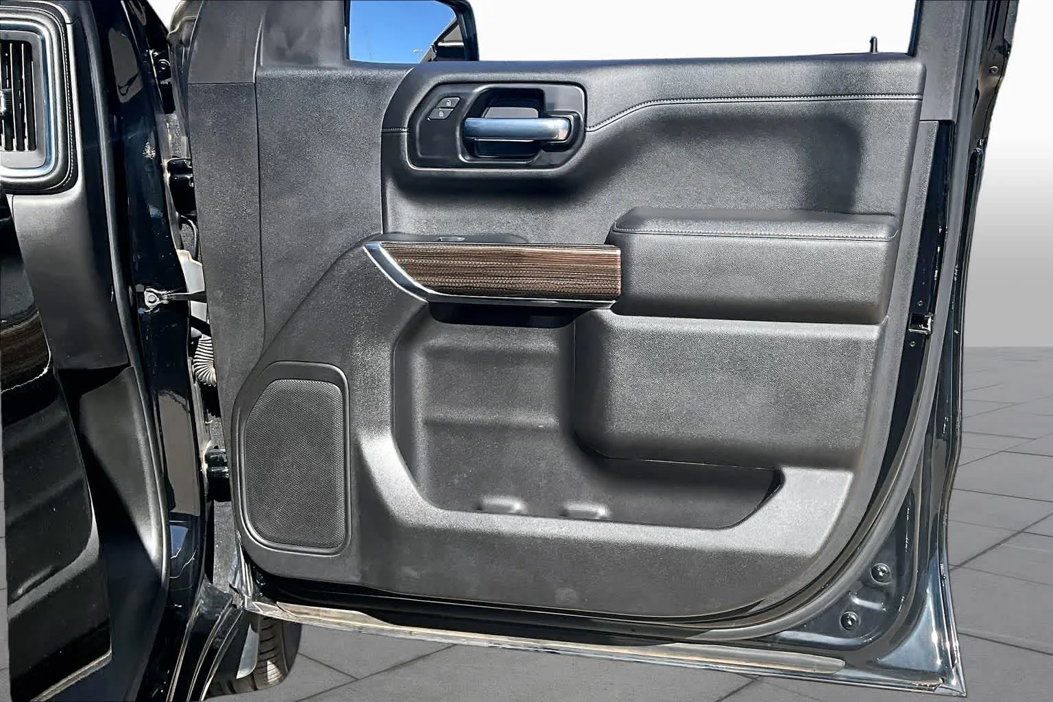 Used 2022 Black Chevrolet RST image 23