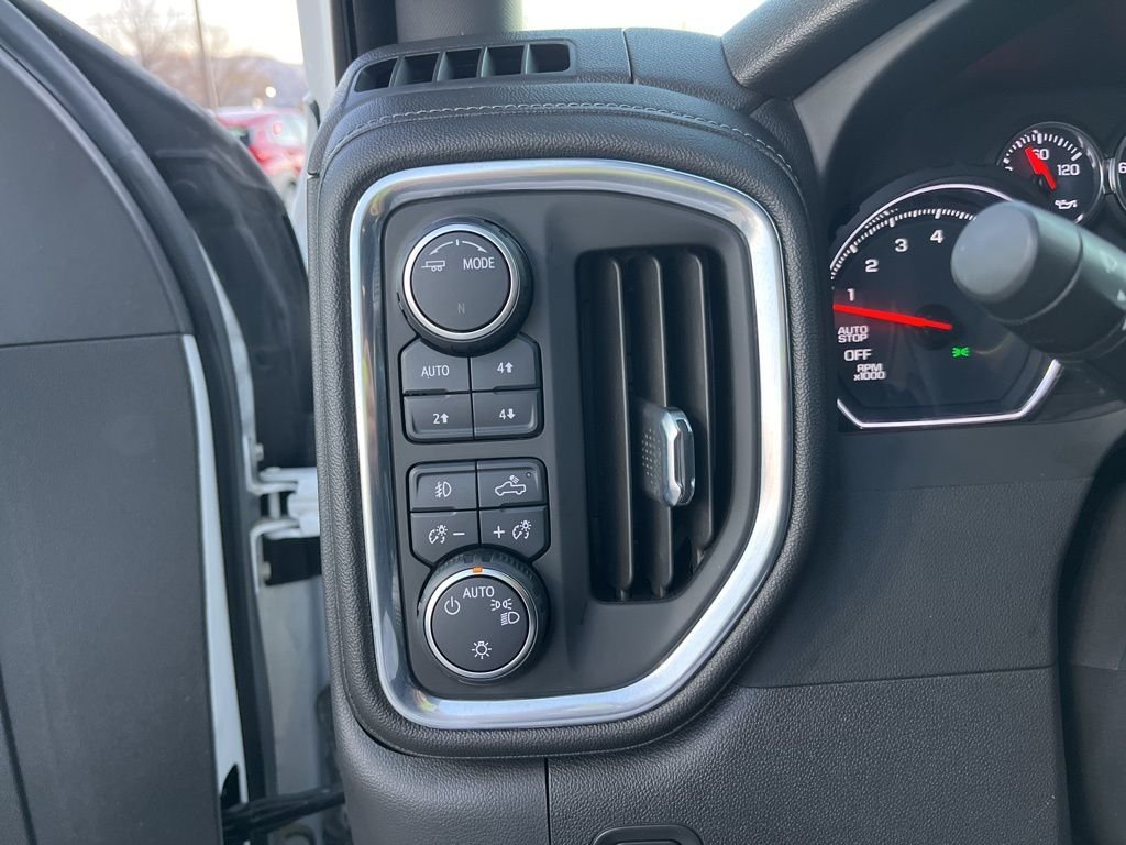 2022 Chevrolet Silverado 1500 Limited RST - Photo 16