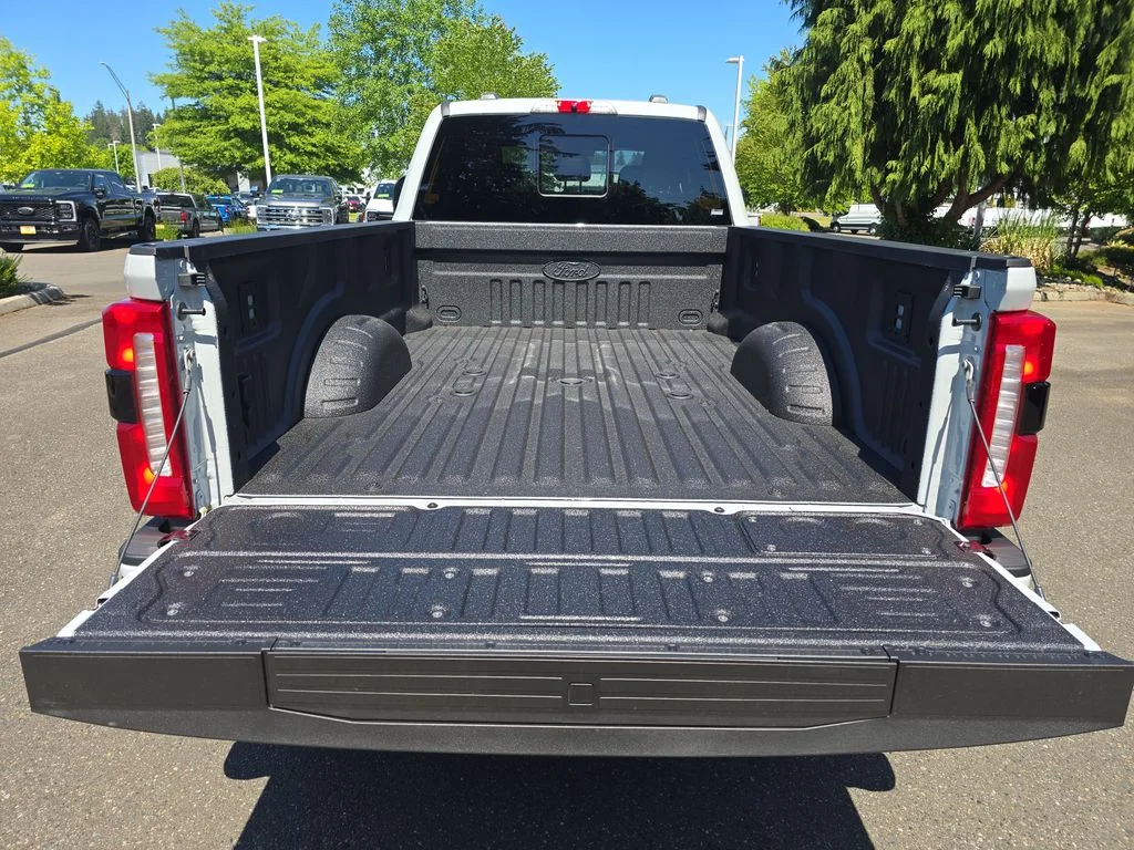 New 2026 White Ford Lariat image 29