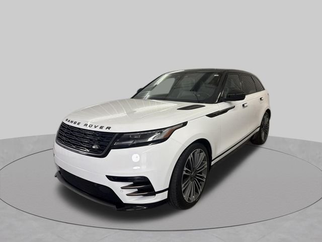 Certified Used 2024 Fuji White Land Rover Dynamic SE image 1