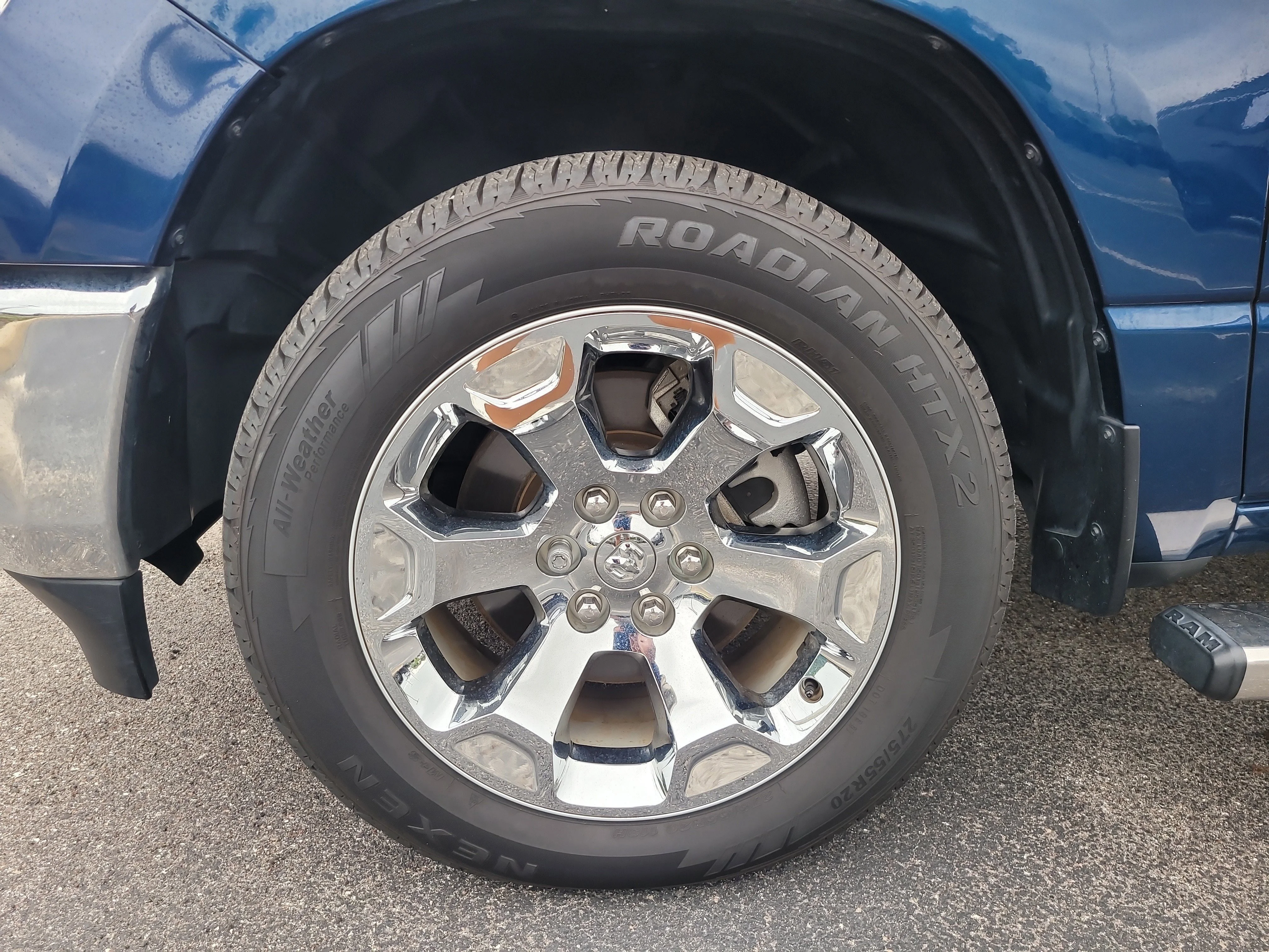 Used 2023 Patriot Blue Pearlcoat Ram Big Horn image 10