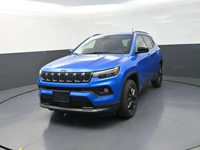 New 2026 Hydro Blue Pearlcoat Jeep Latitude image 5