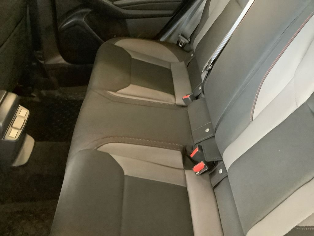 Used 2024 Gray Subaru Base image 19