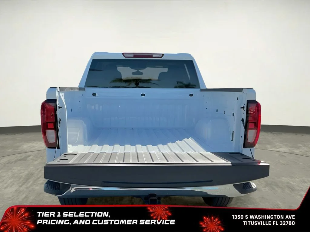 New 2026 Summit White GMC SLE image 10