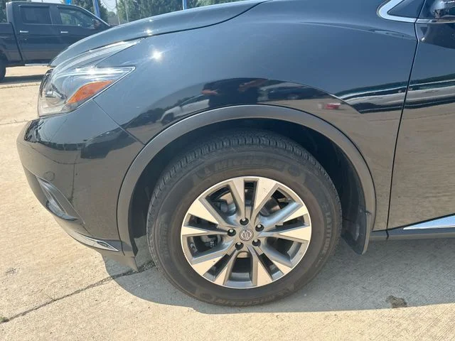 Used 2018 Black Nissan SL image 36