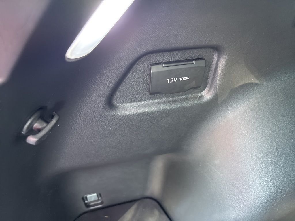 Used 2025 Gray Hyundai SEL image 34