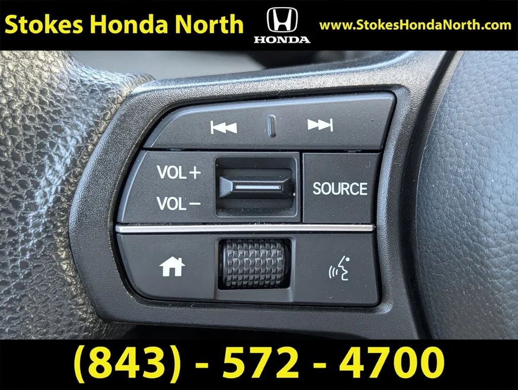 Used 2023 White Honda EX image 29
