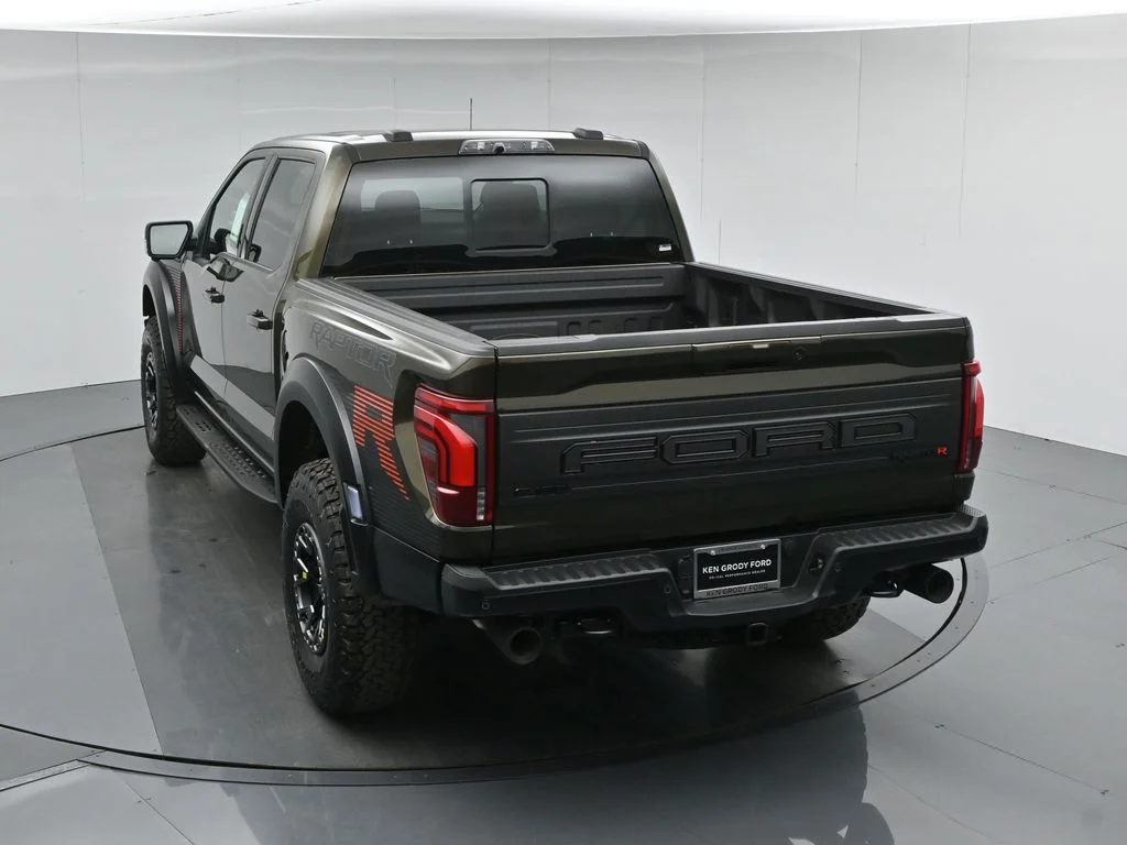 New 2026 Shelter Green Ford Raptor image 44