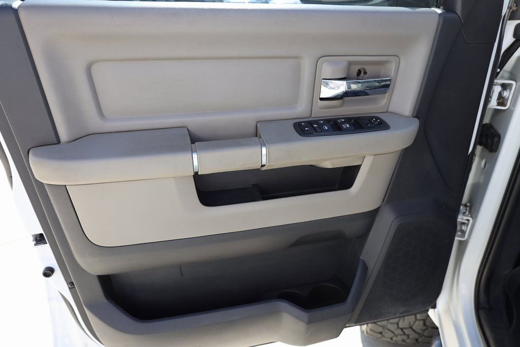 Used 2012 Bright White Ram SLT image 10